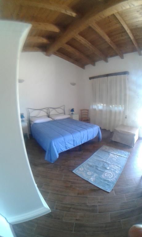 Agriturismo Locoe Oliena Zewnętrze zdjęcie