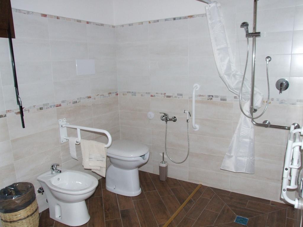Agriturismo Locoe Oliena Zewnętrze zdjęcie