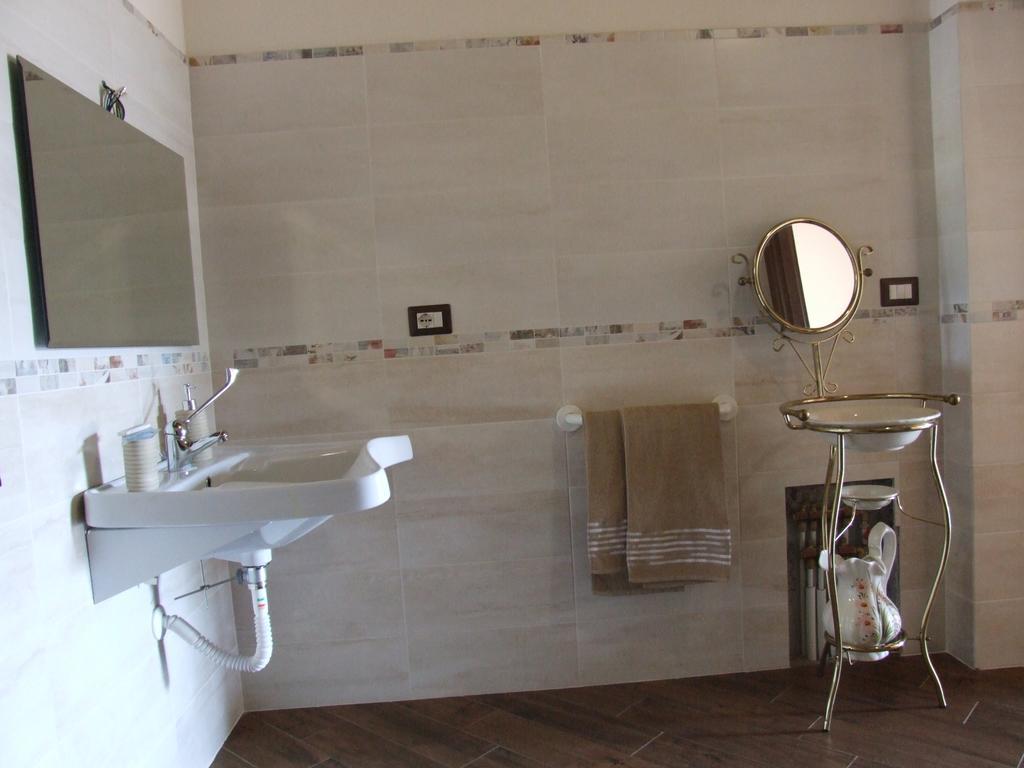 Agriturismo Locoe Oliena Zewnętrze zdjęcie