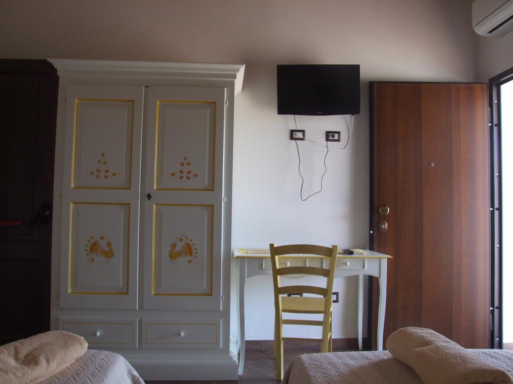Agriturismo Locoe Oliena Zewnętrze zdjęcie