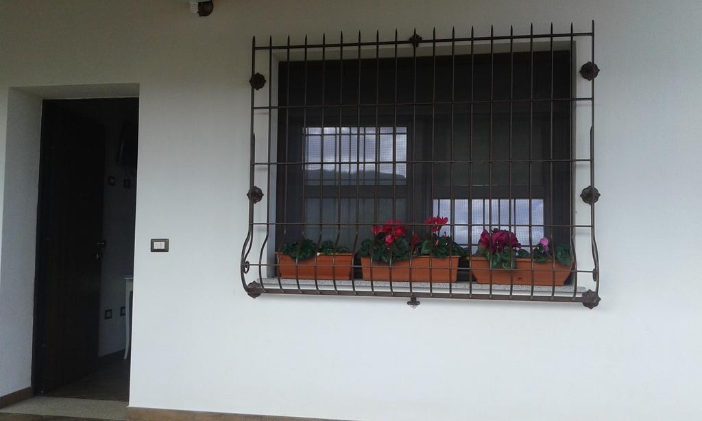 Agriturismo Locoe Oliena Zewnętrze zdjęcie